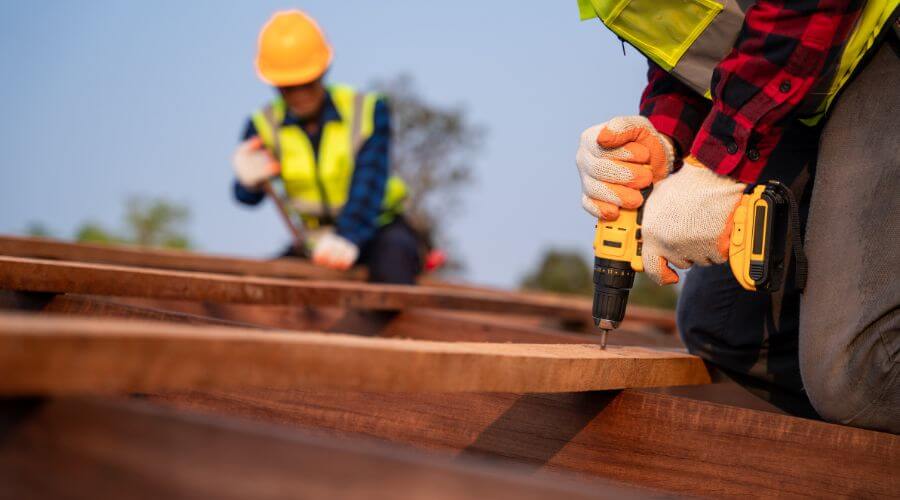 Expert Emergency Roof Repairs services in Midland, MI